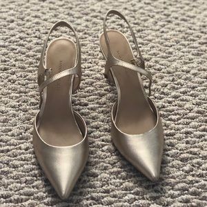 Banana Republic 12 hour Ankle Strap Madison Pump